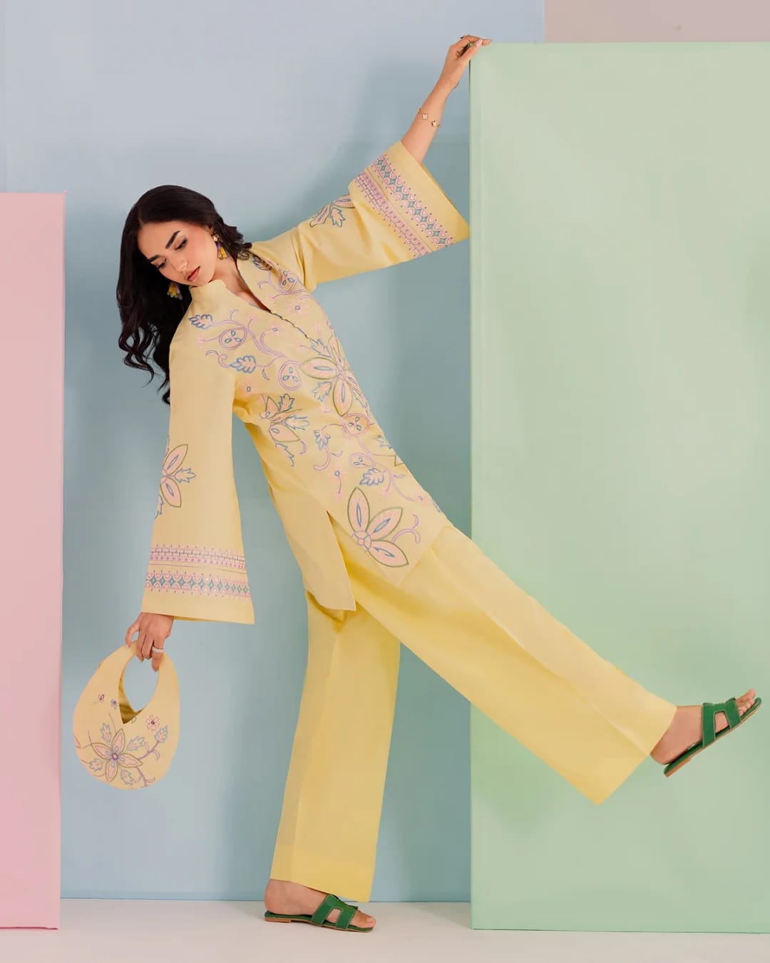 Embroiderd 2 Piece