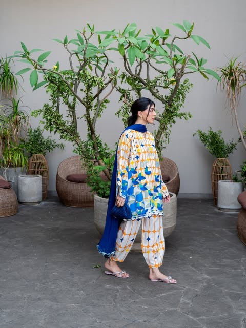 BREÈ- Vibrant Azure & Citrus Geometric Printed 2-Piece Suit