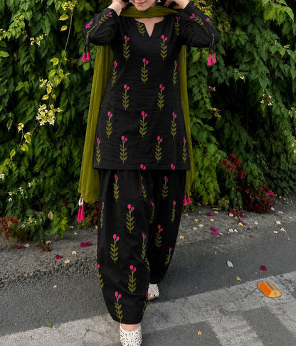 Cute Floral Printed Farshi Shalwar Set (3PC)
