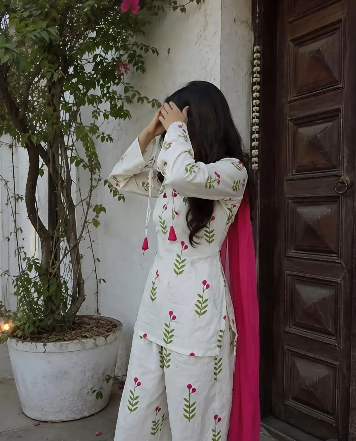 Cute Floral Printed Farshi Shalwar Set (3PC)