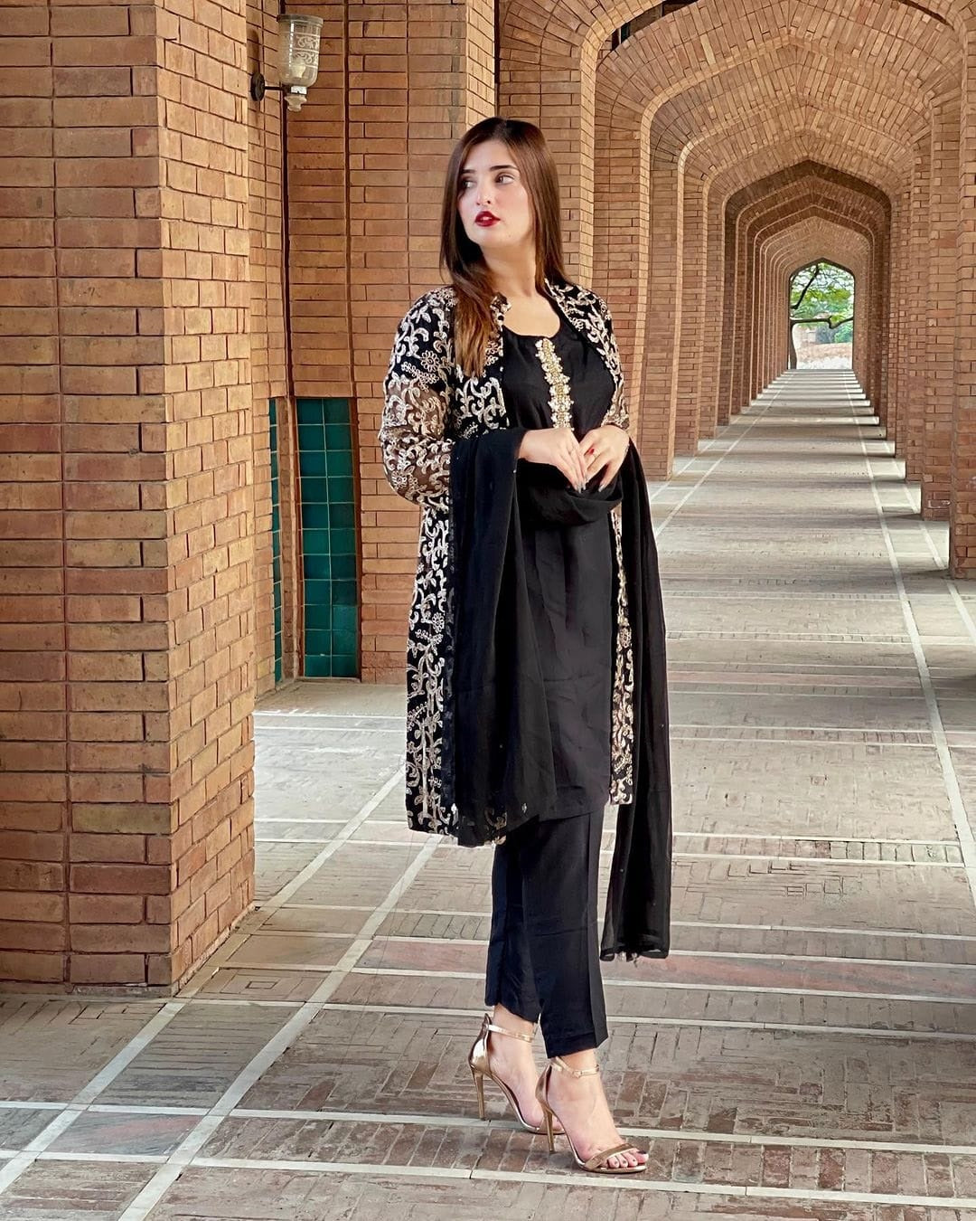 4 Pcs, Front Fully Embroidered Gown With Emb Inner, Plain Dupatta Trouser 4Piece