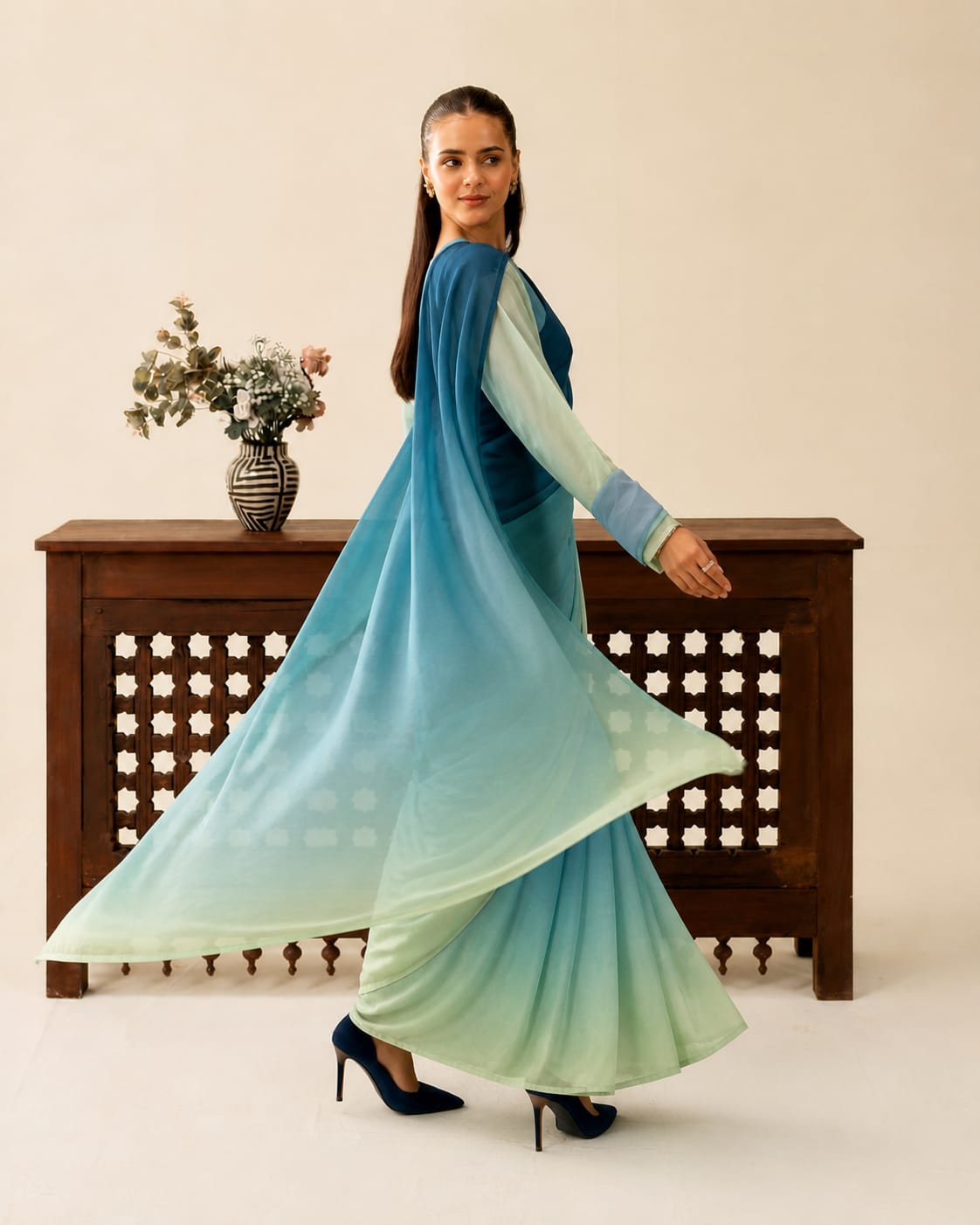Aura Ombre Silk Saree with Matching Blouse Piece