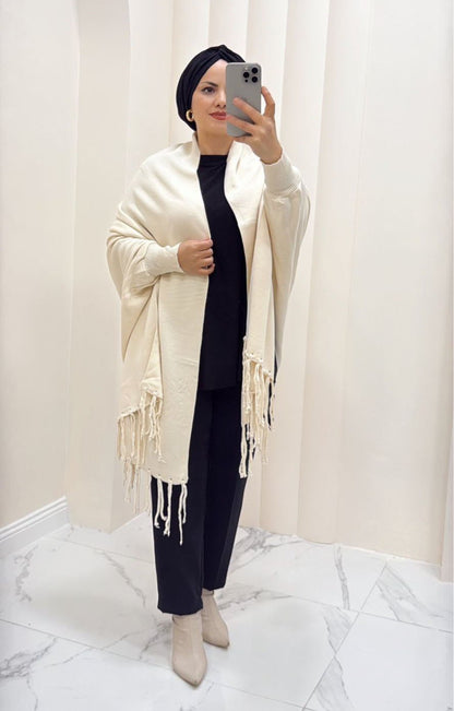 Shawl shoulder