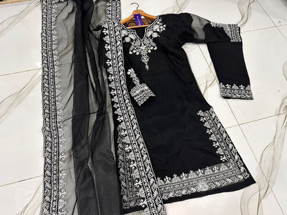 Daman emb 3 piece
