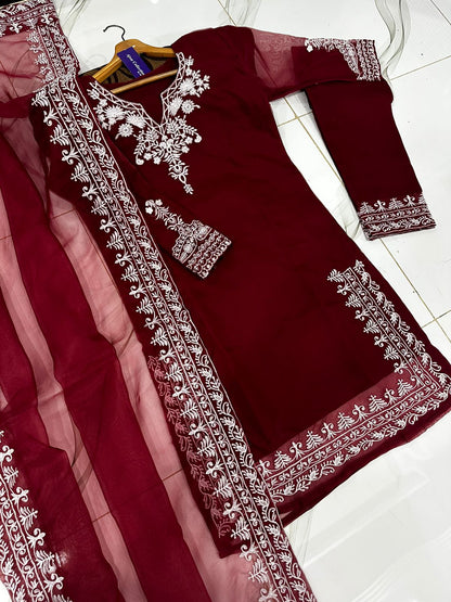 Daman emb 3 piece