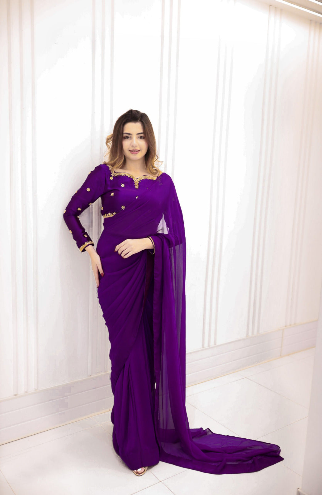 Star Embroidered Shamose Silk & Chiffon Pleated Saree Set (3PC)